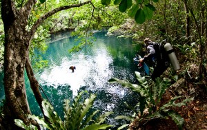 cenote-angelita-300x189